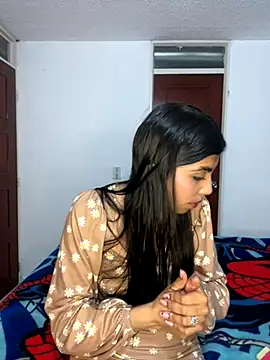 Snapshot of DianeSuns_ chatting on 10-17-25, 02:15 DianeSuns online show from 10-17-25, 02:15