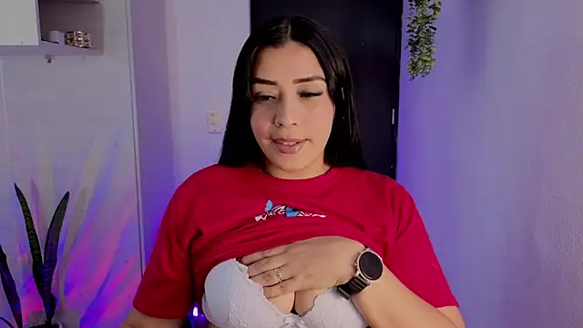 Kayleemorales online show from 05-06-26, 06:34