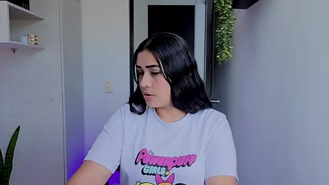 Kayleemorales online show from 05-09-26, 05:49