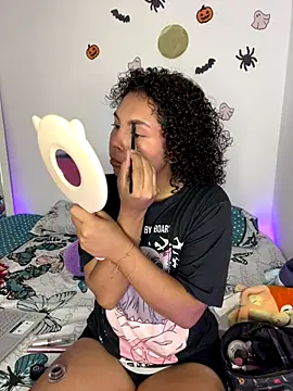 ViolettaMiller  online show from 11-04-25, 01:15