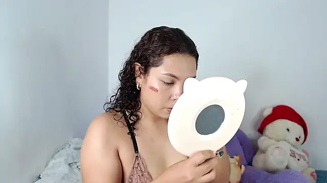 ViolettaMiller  online show from 02-12-26, 01:11