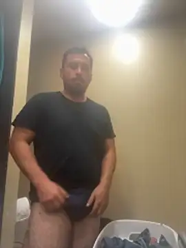 AlexR9700 online show from 06-19-26, 04:40