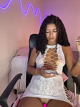 larajuli online show from 03-24-26, 02:06