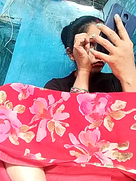 Jooli xx online show from 04-08-26, 04:14