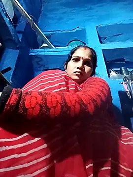 Jooli xx online show from 12-21-25, 01:24