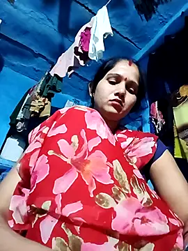 Jooli xx online show from 04-28-26, 03:27