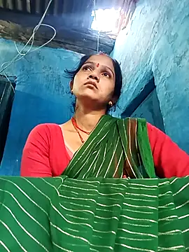 Jooli xx online show from 02-24-26, 11:33