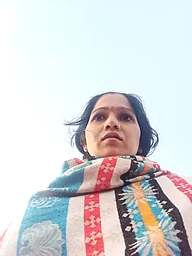 Jooli xx online show from 12-17-25, 02:16