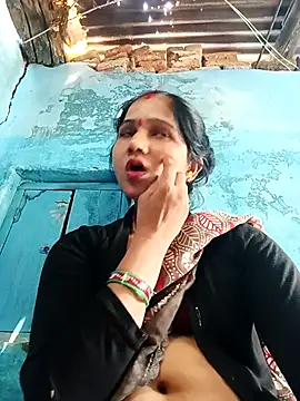 Jooli xx online show from 04-14-26, 06:07