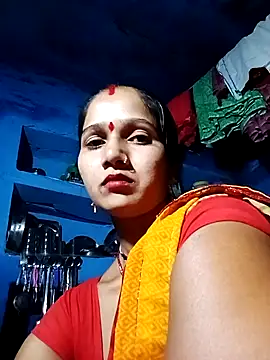 Snapshot of Jooli_xx chatting on 09-09-25, 02:37 Jooli xx online show from 09-09-25, 02:37