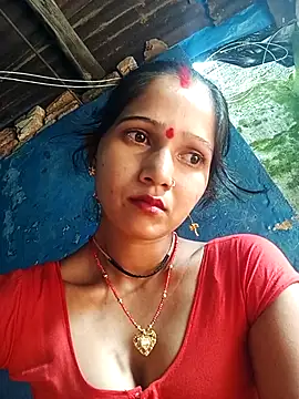 Snapshot of Jooli_xx chatting on 09-13-25, 03:28 Jooli xx online show from 09-13-25, 03:28