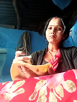 Jooli xx online show from 03-24-26, 01:27