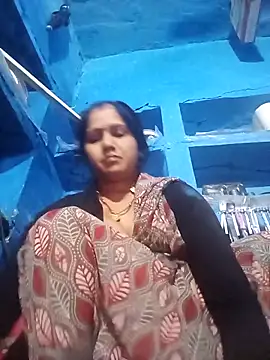 Jooli xx online show from 04-15-26, 02:17