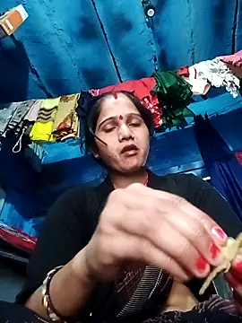 Jooli xx online show from 03-21-26, 08:19