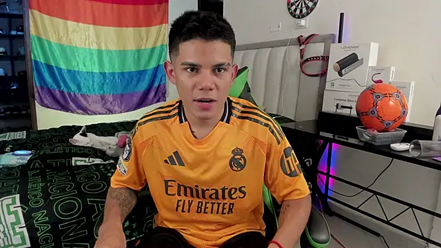 Jack castell online show from 10-04-25, 04:08