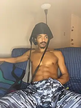 TRILLAHUNG online show from 01-14-26, 09:40