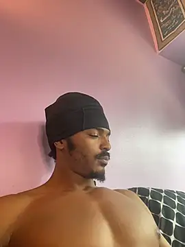 Snapshot of TRILLAHUNG chatting on 07-10-26, 08:31 TRILLAHUNG online show from 07-10-26, 08:31