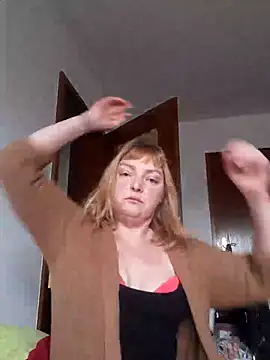 Snapshot of LiluLiluLilu chatting on 11-28-25, 09:53 LiluLiluLilu online show from 11-28-25, 09:53