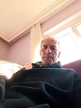 Meliwem12 online show from 11-26-25, 07:52