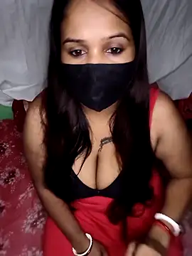 Snapshot of V-hot-swiet chatting on 09-23-25, 11:34 V-hot-swiet online show from 09-23-25, 11:34