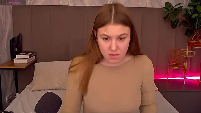 MelanieHenders online show from 12-04-25, 05:39