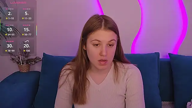 MelanieHenders online show from 12-19-25, 05:32