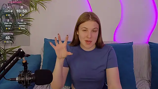 MelanieHenders online show from 09-25-25, 10:32