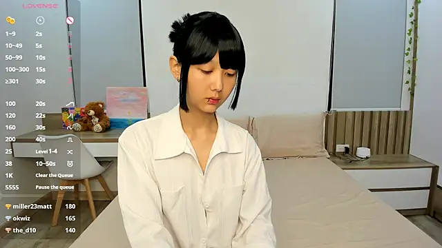 gabby little online show from 05-22-26, 01:42