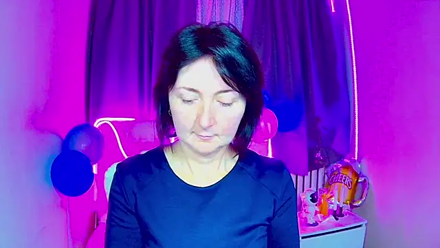 VivianGuchih online show from 09-27-25, 06:19