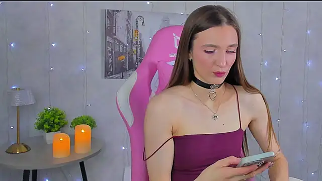 Alisha Green online show from 10-29-25, 01:37