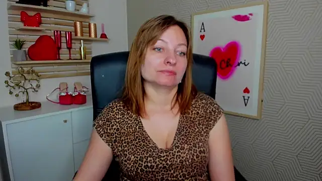 angelaSamt online show from 05-04-26, 05:44