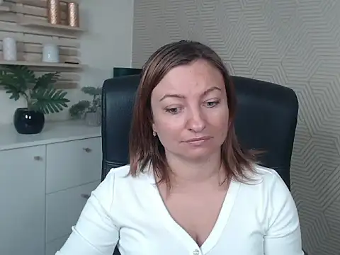 angelaSamt online show from 09-22-25, 05:46