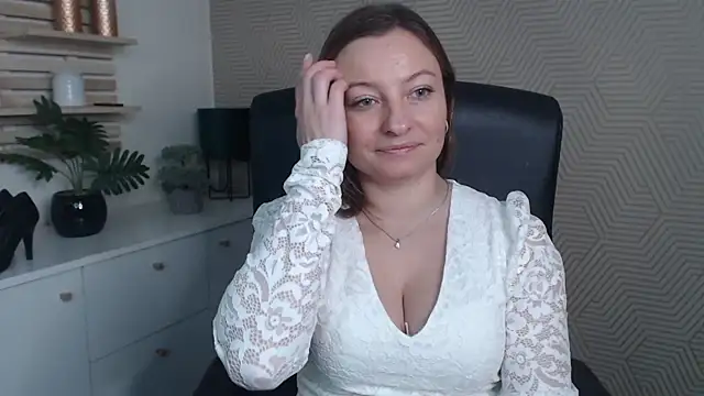 angelaSamt online show from 12-05-25, 06:45