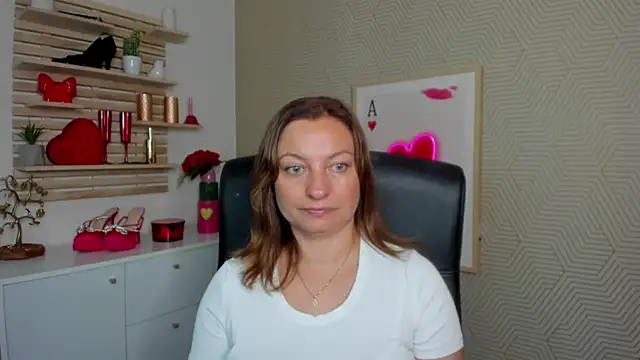 angelaSamt online show from 07-15-26, 05:36
