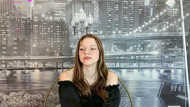 Snapshot of VelvetRisque chatting on 05-21-26, 06:11 VelvetRisque online show from 05-21-26, 06:11