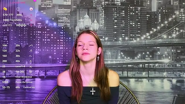 Snapshot of VelvetRisque chatting on 05-25-26, 06:23 VelvetRisque online show from 05-25-26, 06:23