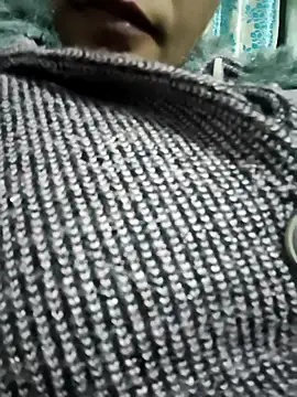 posewith online show from 11-17-25, 06:34