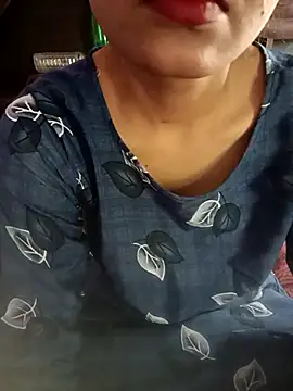 Snapshot of Alina-khan chatting on 10-02-25, 09:12 Alina-khan online show from 10-02-25, 09:12