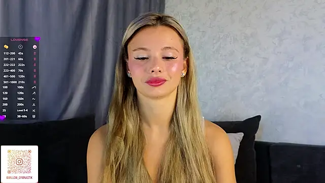 NaughtySeraphine online show from 10-30-25, 06:12