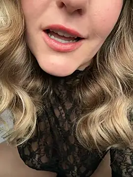 Snapshot of miss_pixie69X chatting on 11-09-25, 11:47 miss pixie69X online show from 11-09-25, 11:47