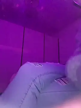 TigreBianca27 online show from 11-28-25, 03:56