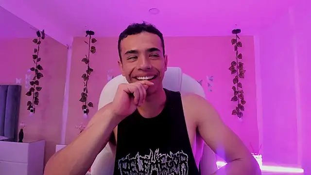 Muscle Scott online show from 11-02-25, 01:27