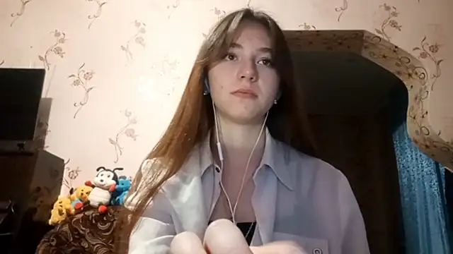 Sophiecuttie online show from 09-27-25, 03:07