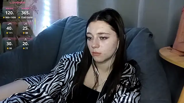 Sophiecuttie online show from 10-24-25, 05:34