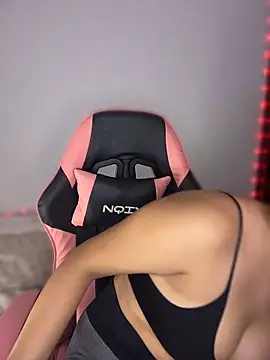 Dakota-Lona online show from 04-08-26, 09:38