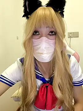 Snapshot of yiyiloli chatting on 02-20-26, 05:15 yiyiloli online show from 02-20-26, 05:15