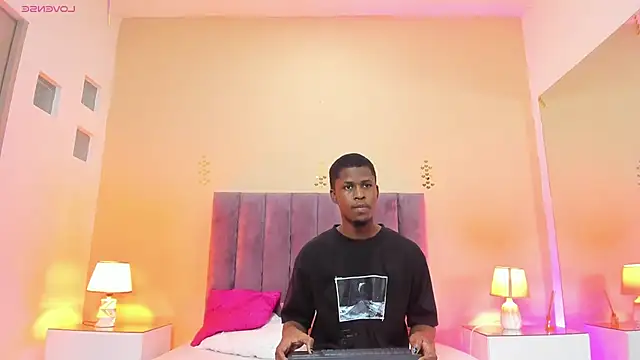 Kiaraa y Her Crazy online show from 03-07-26, 03:57