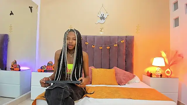Kiaraa y Her Crazy online show from 10-08-25, 04:25