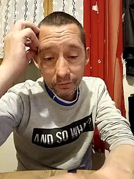 Snapshot of frederic198 chatting on 10-09-25, 07:14 frederic198 online show from 10-09-25, 07:14