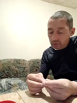 Snapshot of frederic198 chatting on 10-17-25, 09:05 frederic198 online show from 10-17-25, 09:05